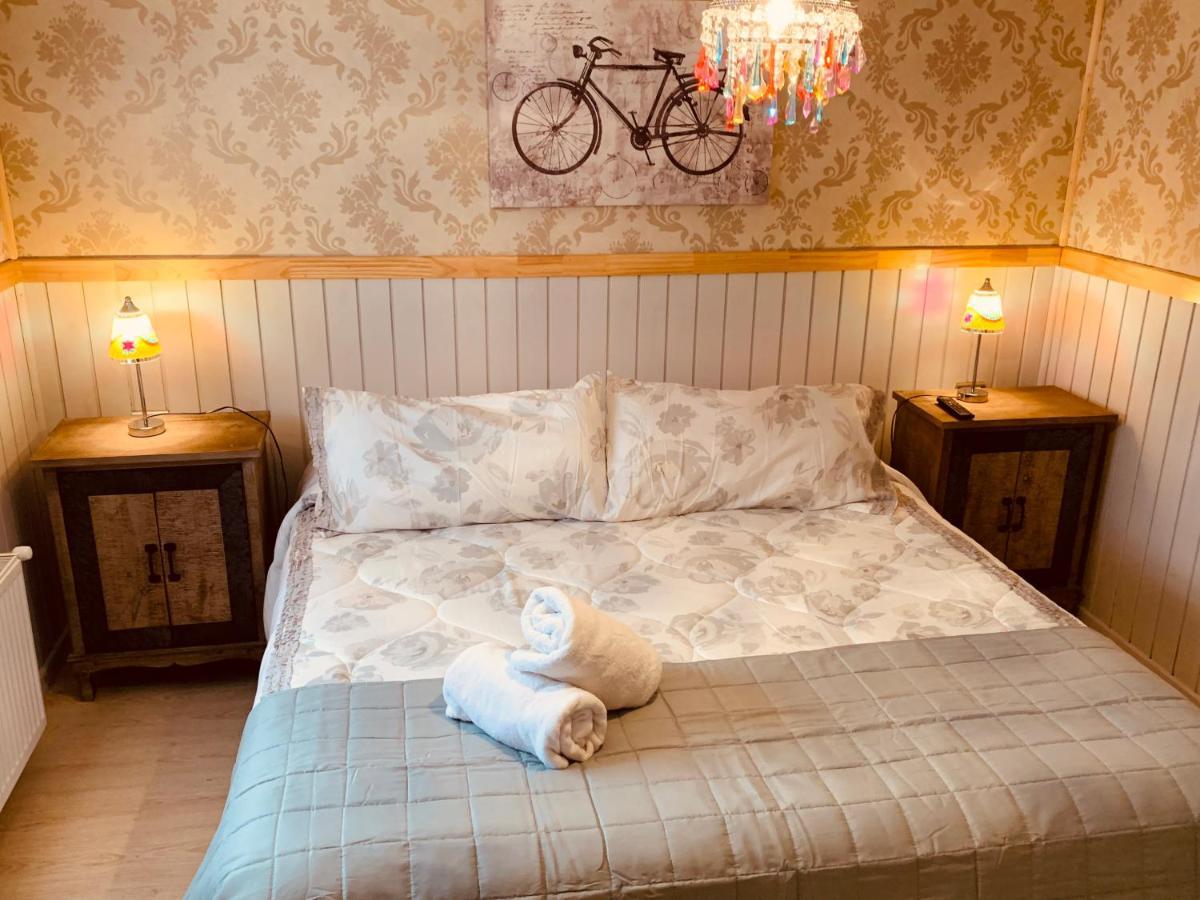 Arte Brisa Hostal Boutique Puerto Natales Eksteriør billede