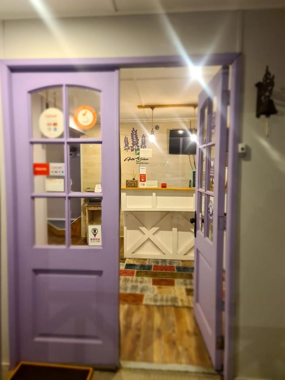 Arte Brisa Hostal Boutique Puerto Natales Eksteriør billede